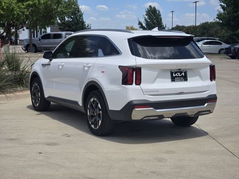 New 2026 Kia Sorento S w/ S Panoramic Sunroof Package FWD image 3