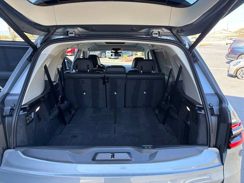 Used 2026 BMW X7 xDrive40i w/ Premium Package AWD/4WD image 21