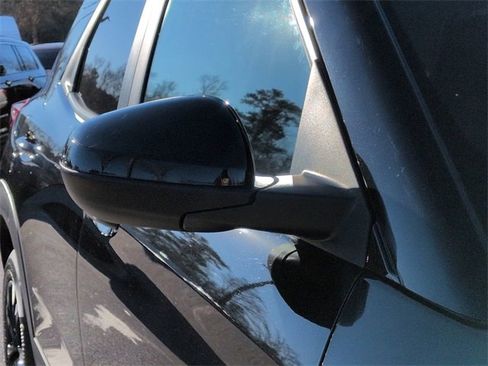 Used 2022 Chevrolet TrailBlazer LT w/ Convenience Package image 11