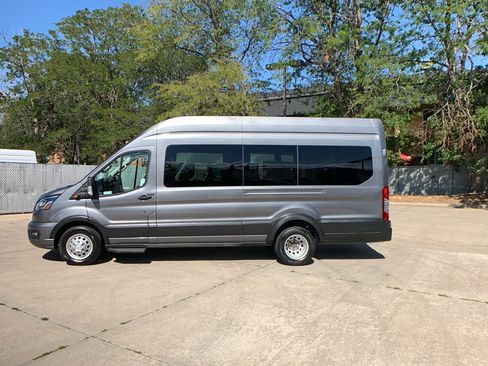 Used 2023 Ford Transit 350 XLT AWD/4WD image 2