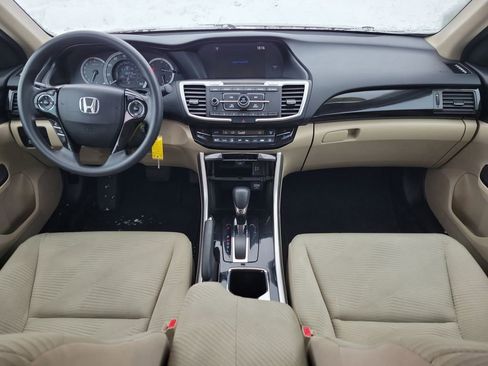 Used 2017 Honda Accord LX image 10