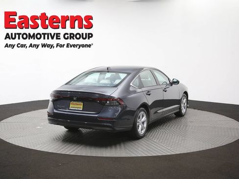 Used 2025 Honda Accord LX image 38