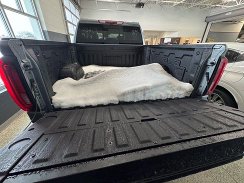 New 2026 GMC Sierra 1500 AT4 w/ AT4 Premium Package image 8