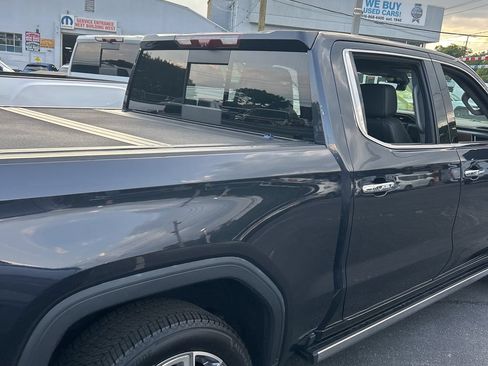 Used 2023 GMC Sierra 1500 Denali w/ Denali Reserve Package AWD/4WD image 8