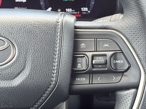 New 2026 Toyota 4Runner TRD Off-Road Premium AWD/4WD image 24