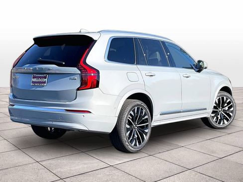 New 2026 Volvo XC90 T8 Ultra w/ Protection Package Premier image 4