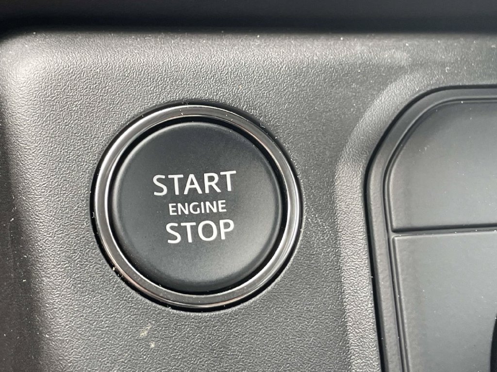 New 2026 Land Rover Defender 110 S AWD/4WD image 32