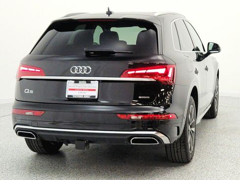 Used 2023 Audi Q5 2.0T Prestige w/ Prestige Package AWD/4WD image 6