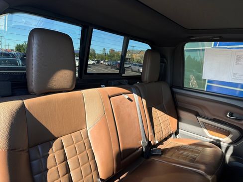 Used 2020 Nissan Titan Platinum Reserve w/ Moonroof Package AWD/4WD image 24