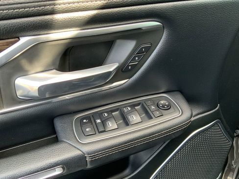 Used 2020 RAM 1500 Laramie AWD/4WD image 35