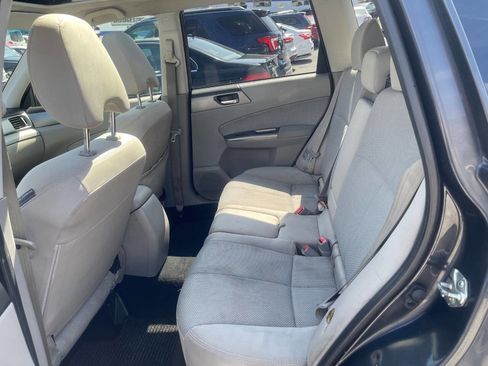 Used 2012 Subaru Forester 2.5X Premium image 16