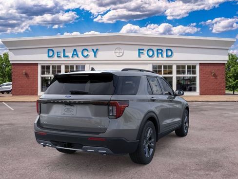 New 2026 Ford Explorer Active w/ Active Comfort Package AWD/4WD image 8