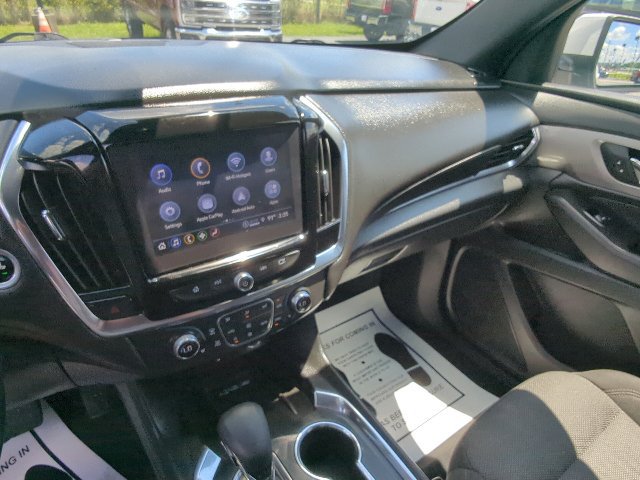 Used 2023 Chevrolet Traverse LT w/ Midnight/Sport Edition AWD/4WD image 17