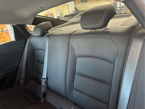 Used 2024 Chevrolet Malibu LS FWD image 30