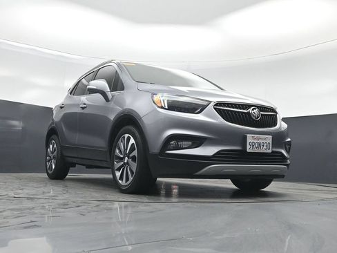 Used 2019 Buick Encore Essence FWD image 48