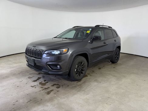 Used 2023 Jeep Cherokee Altitude Lux AWD/4WD image 12