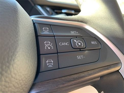 New 2025 Jeep Grand Cherokee Limited w/ Black Appearance Package image 22