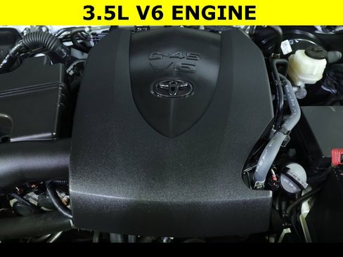 Used 2022 Toyota Tacoma SR5 image 3