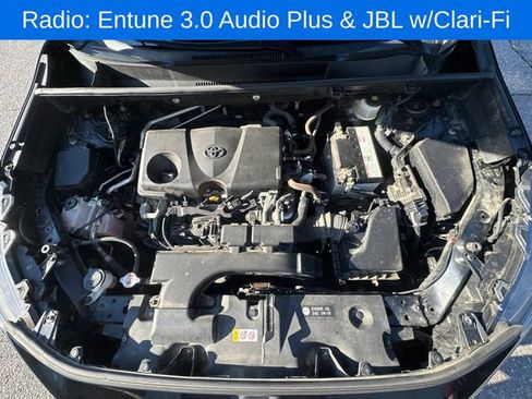 Used 2019 Toyota RAV4 XLE Premium w/ Cold Weather Package AWD/4WD image 13