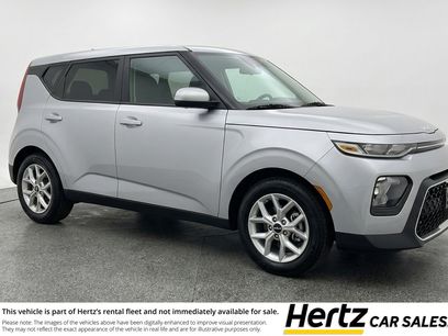Used 2025 Kia Soul LX w/ LX Technology Package