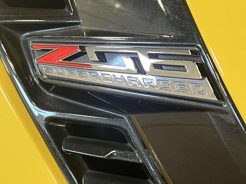 Used 2017 Chevrolet Corvette Z06 RWD image 9