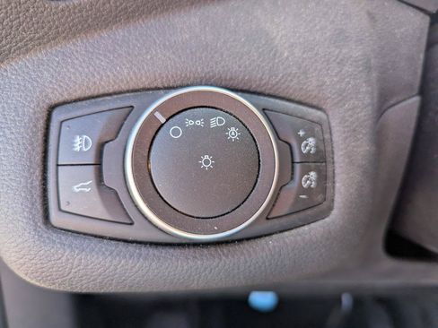 Used 2017 Ford Escape SE w/ SE Leather Comfort Package AWD/4WD image 18