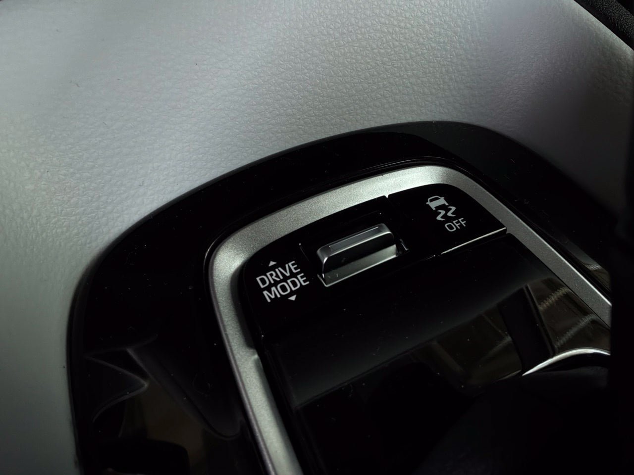 Used 2026 Toyota Corolla SE FWD image 27