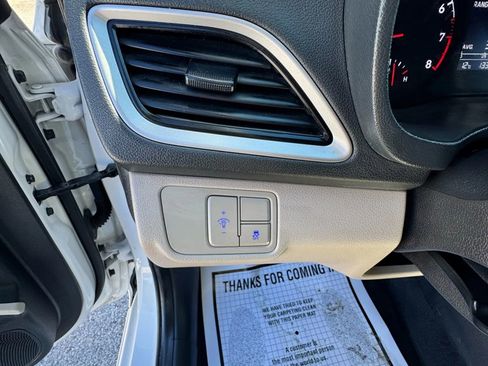 Used 2022 Hyundai Accent SE image 12