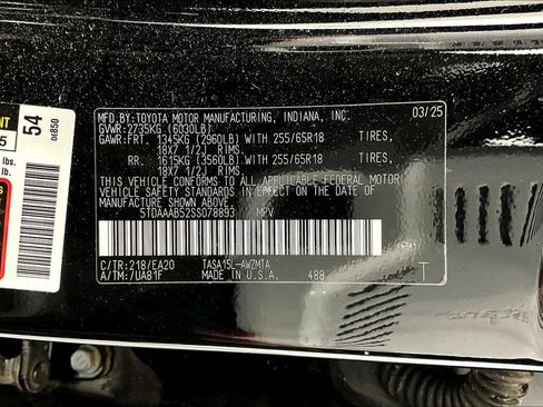 Used 2025 Toyota Grand Highlander AWD image 42