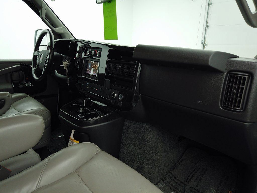 Used 2020 GMC Savana 2500 Extended w/ Enhanced Convenience Package RWD image 43
