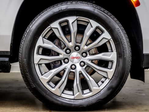 Used 2021 GMC Yukon XL Denali w/ Denali Ultimate Package image 36