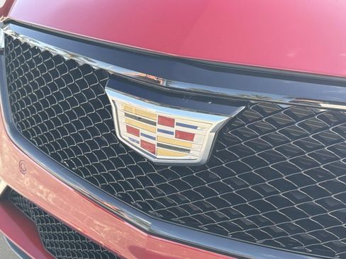 Used 2022 Cadillac CT4 V w/ Technology Package image 10