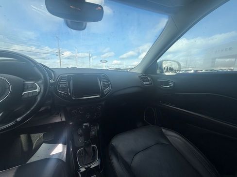 Used 2020 Jeep Compass Limited image 14