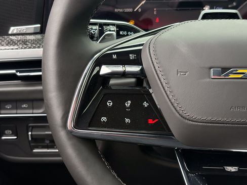 New 2026 Cadillac Escalade ESV V AWD/4WD image 23