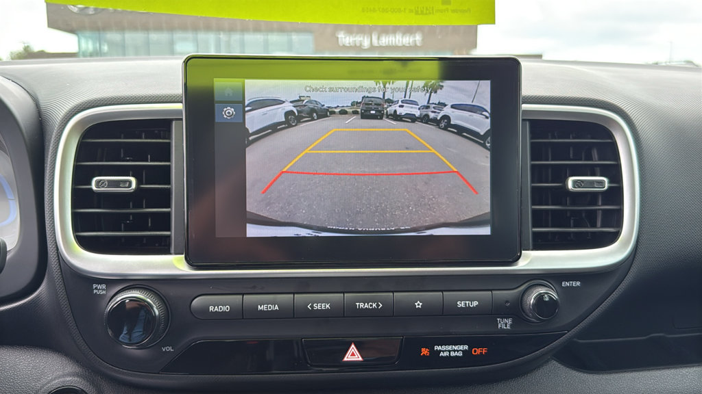 Used 2026 Hyundai Venue SEL FWD image 24