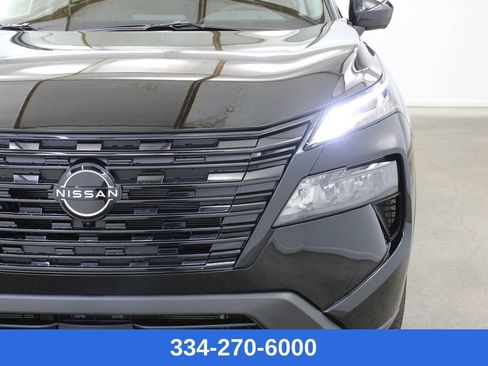 New 2026 Nissan Rogue SV image 7