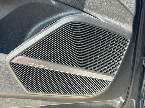 Used 2018 Audi SQ5 Premium Plus AWD/4WD image 31