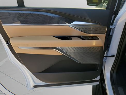 New 2026 Cadillac Escalade IQ Sport 2 w/ LPO, ONYX Package AWD/4WD image 17