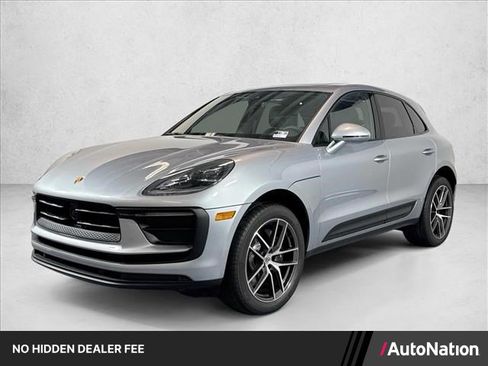 Used 2026 Porsche Macan AWD/4WD image 1