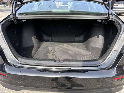 Used 2023 Honda Accord EX image 7