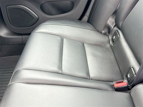 Used 2022 Volvo S60 T8 Inscription image 29