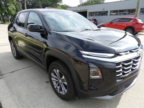 Used 2026 Chevrolet Equinox LT w/ LPO, Floor Liner Package AWD/4WD image 10