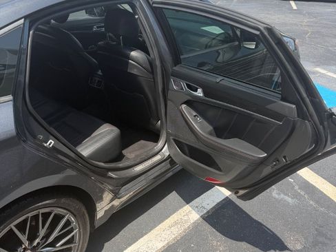 Used 2019 Genesis G80 3.3T Sport RWD image 26