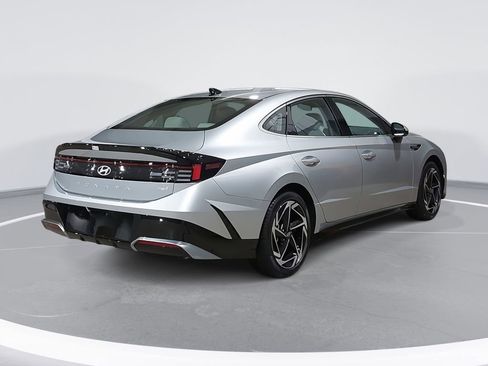 New 2026 Hyundai Sonata SEL AWD/4WD image 5