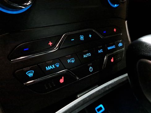 Used 2016 Ford Edge SEL w/ Equipment Group 201A image 32