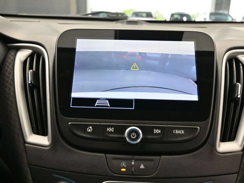 Used 2024 Chevrolet Malibu LT FWD image 23