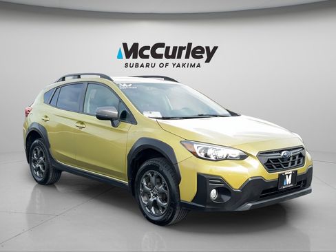 Used 2021 Subaru Crosstrek 2.5i Sport w/ Moonroof Package image 14