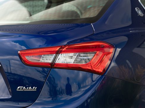 Used 2015 Maserati Ghibli S Q4 AWD/4WD image 28