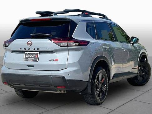 Certified 2025 Nissan Rogue SV AWD/4WD image 13