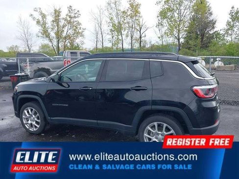 Used 2023 Jeep Compass Latitude AWD/4WD image 28